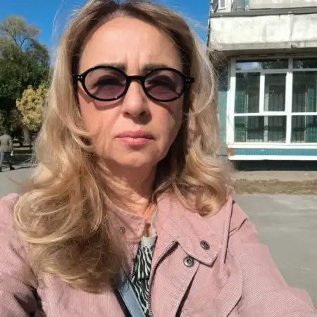 Vika, 55Tel Aviv 