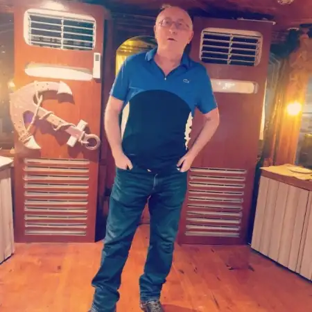 Happyuser, 65Rishon LeZion 