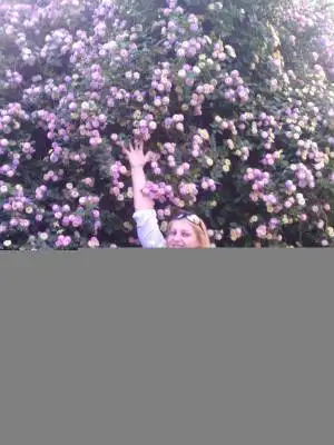 Lili, 55Holon 