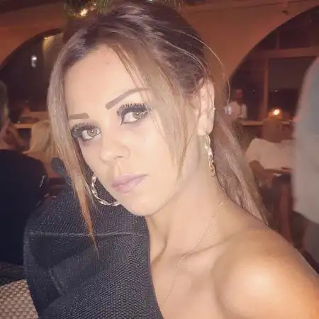 Ira, 39Bat Yam