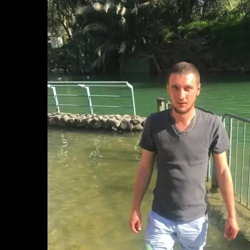 Oleg, 37Rishon LeZion 