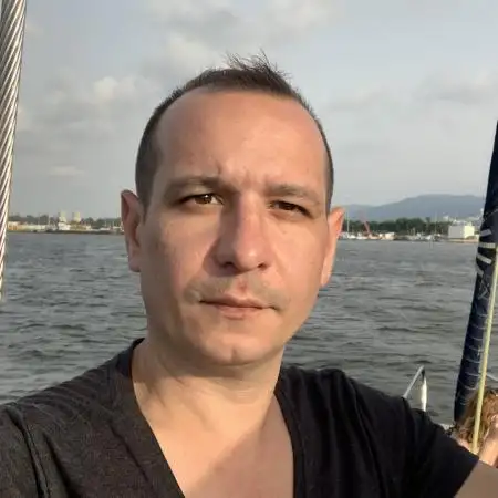 Johnatan, 44Haifa 