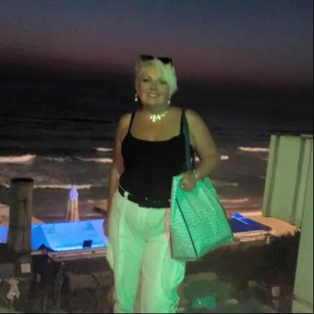 Vika, 51Tel Aviv