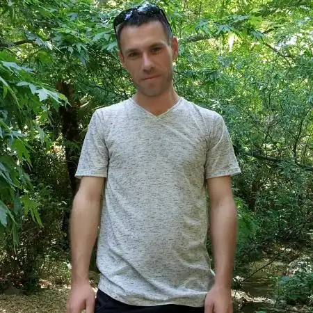 denis, 38Petah Tikva 