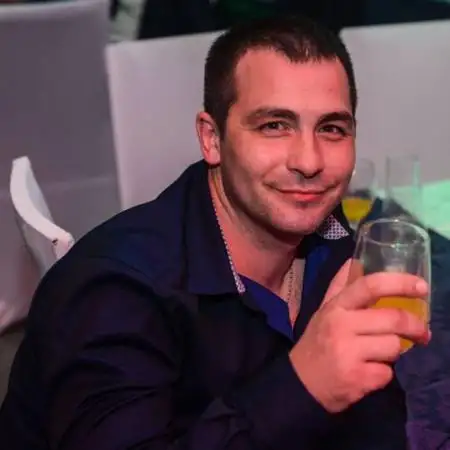 vova, 40Netanya