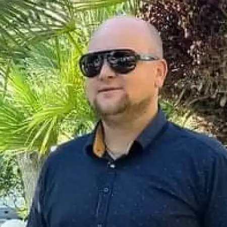 Ihor, 36Ramat Gan 
