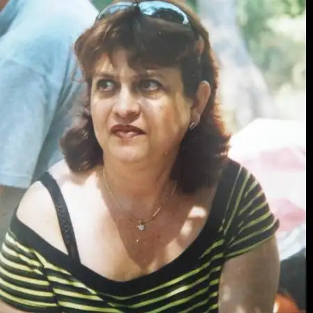 Izabella, 70Nesher 