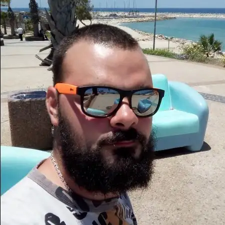 Alex, 40Dimona 
