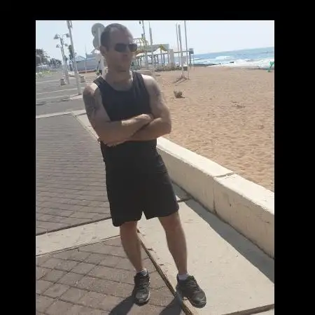 Tolik, 42 Haifa