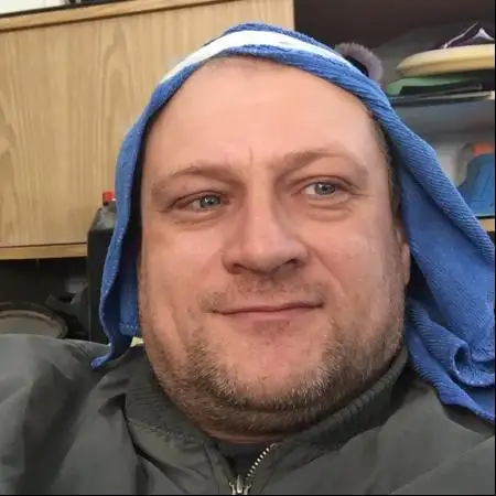 Aleksandr, 53Petah Tikva