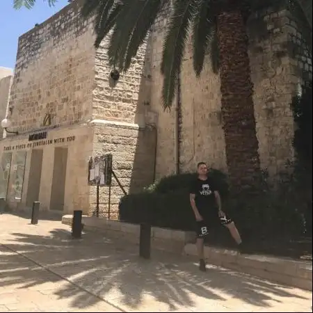 Viktor, 37Jerusalem 