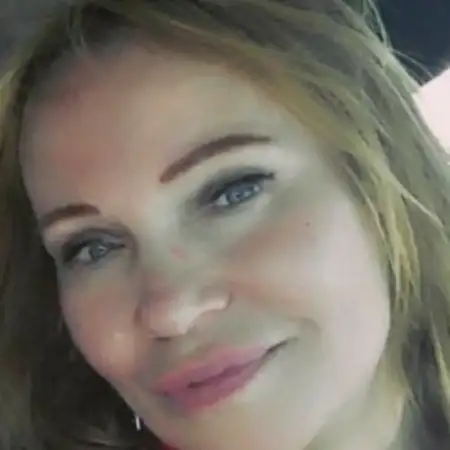 Eva, 61Holon 