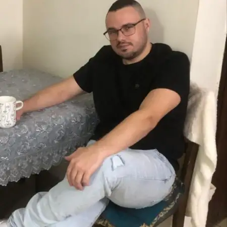 Oleg, 36Petah Tikva 