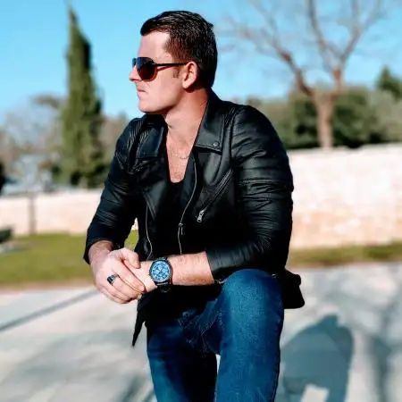 sergiu, 37Rishon LeZion 