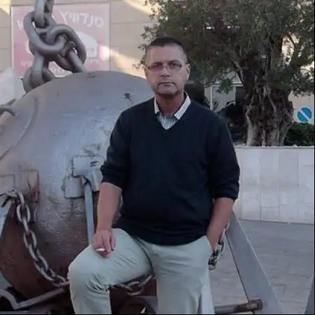amir, 57Tel Aviv 