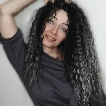 Galina, 52Bat Yam 