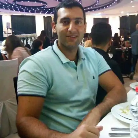 rubinio, 38Holon