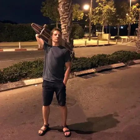 Ilya, 37Herzliya 