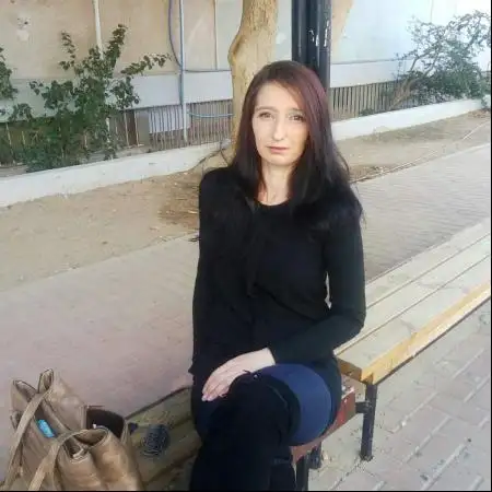 Yulia, 42Hatzor haGlilit 