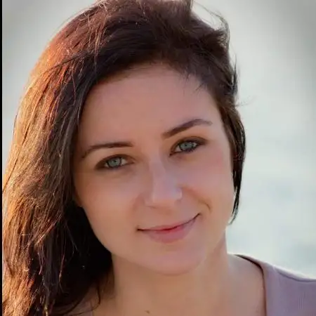 Olya, 42Ramla