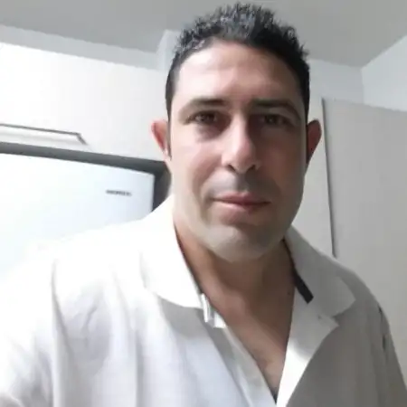Arik, 49Holon 