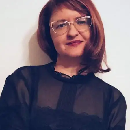 Irina, 49Ariel 