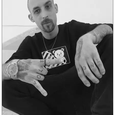 Unjokeable, 32Afula 
