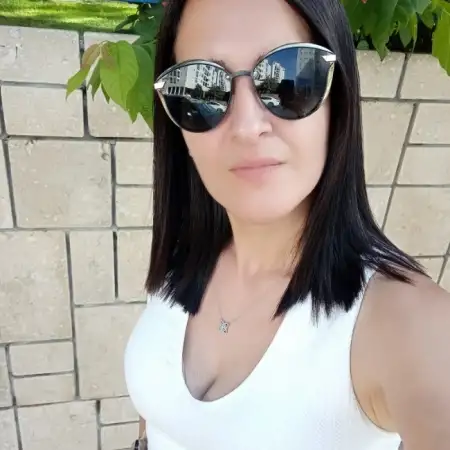 Tanya, 42Ashdod