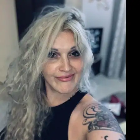 Yana, 43Hedera