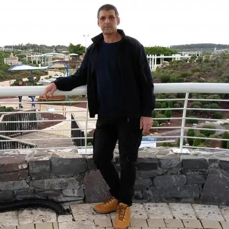 Evgeniy, 56Pardes Hana 