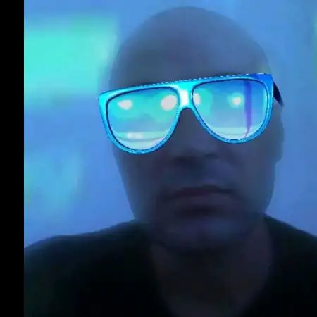 Serghei, 40Tel Aviv 