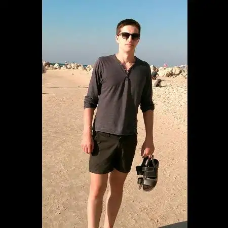 Denis, 34Holon 