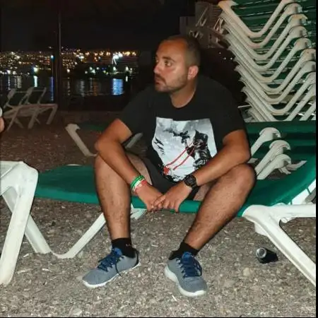 בן, 24Bat Yam