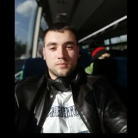 Vitalik, 32Migdal aEmek 