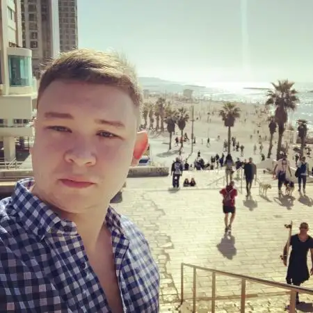 Artem, 32Caesarea