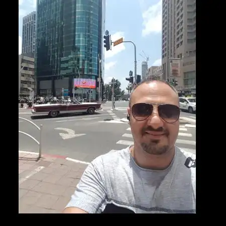 Ami, 42Petah Tikva