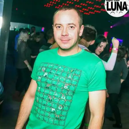 Valeriy, 42Rishon LeZion 