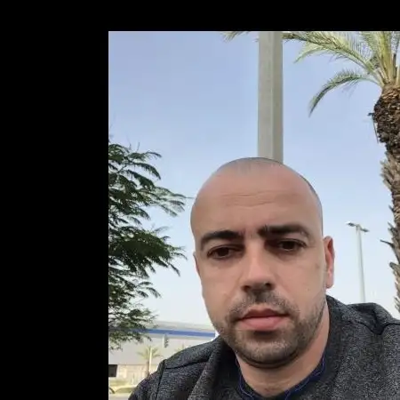 Alexandr, 40Haifa 