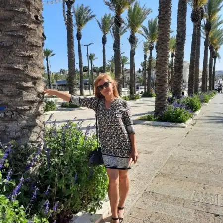 Viktoriya, 45Ashdod