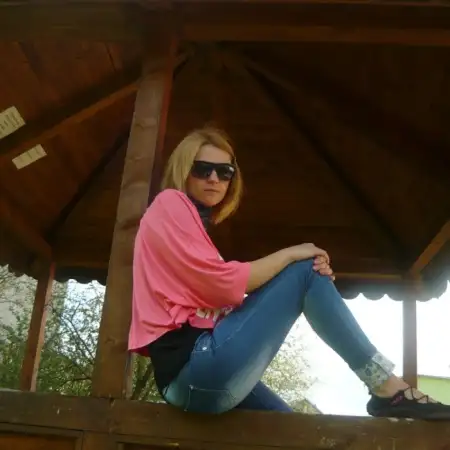 Jenya, 36Bat Yam