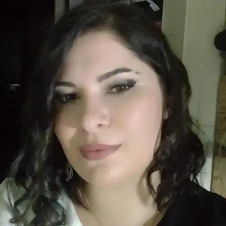 Alena, 33Hedera