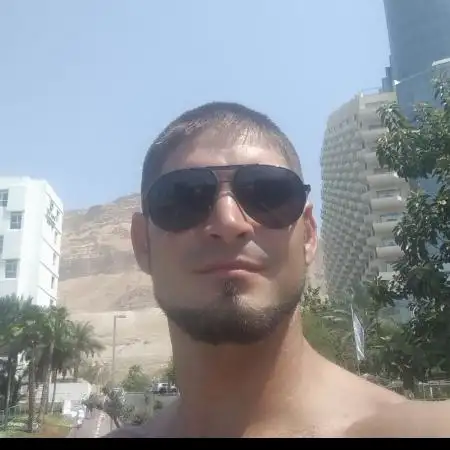 Kalyunya, 39Holon