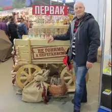 Valeriy, 55Akko