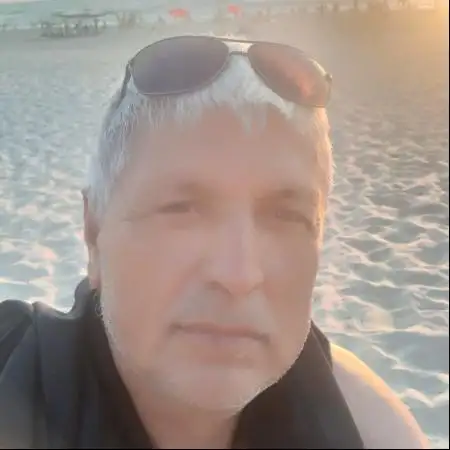 Moti, 65Bat Yam 