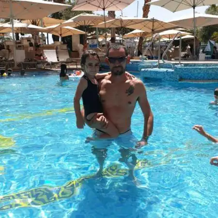 Andrey, 40Hedera