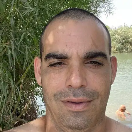 דניאל, 39Petah Tikva 