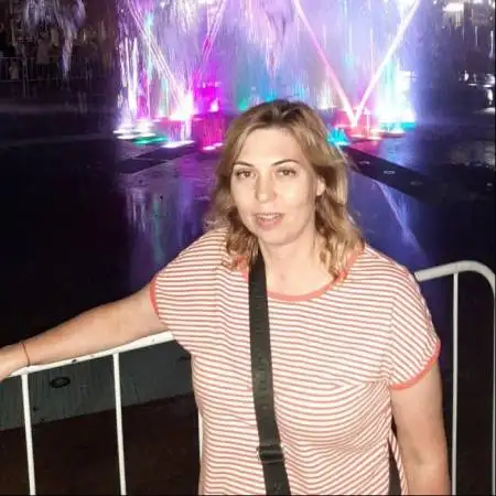 Yuliya, 53 