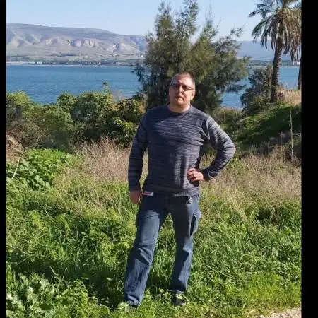 Yura, 54Tel Aviv 