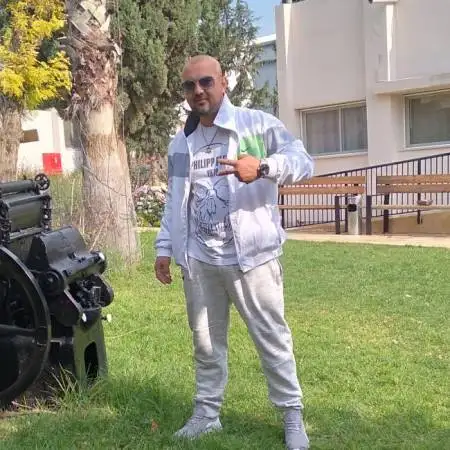 Denis, 40Beit Shemesh