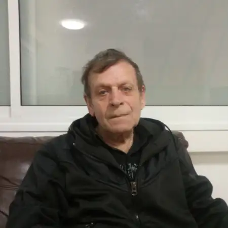 Yan, 64Rishon LeZion 